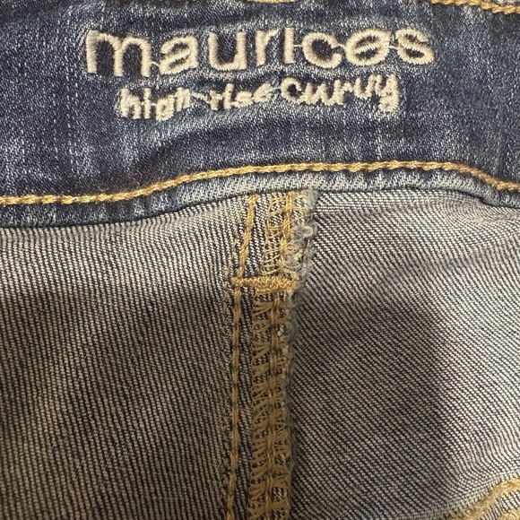 MAURICES High Rise CurvyWomen's Blue Jeans SZ 16W - Picture 4 of 8